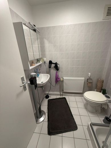 Acogedor apartamento de 2 habitaciones con cocina equipada en Osnabrück-Eversburg – Foto 12