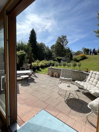 Historisches Wohnen im Park, Seenähe, gute Lage - von Privat – Terrasse