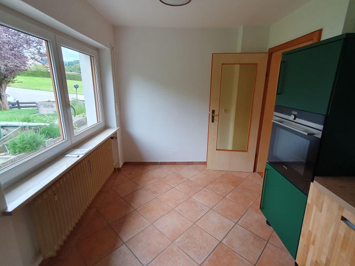 Appartamento al piano terra con 3 stanze in affitto a Surberg – Küche