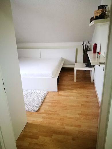 Accogliente appartamento di 3 locali a Tegernheim, cucina inclusa – Schlafzimmer
