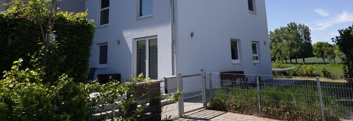 ++ Provisionsfrei ++ Doppelhaushälfte mit traumhaftem Ausblick in Weichs – Aussenansicht