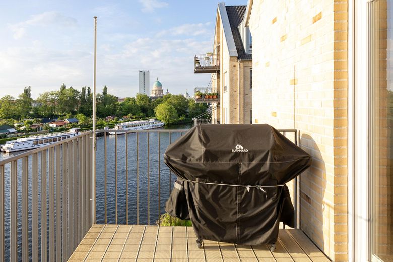 ¡Ubicación, ubicación, ubicación! ¡Apartamento en la Speicherstadt junto al agua! – Balkon