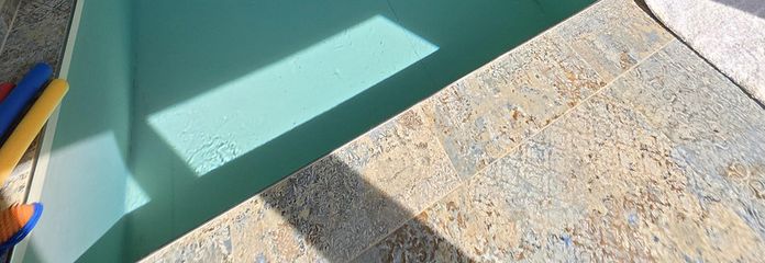 Dreifamilienhaus Bj 2020, Angebot EG Wohnung mit Indoorpool und Garten in Bad Mergentheim – Indoorpool im EG