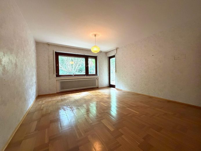 Tolles Zweifamilienhaus * in Loßburg-Betzweiler – Zimmer / EG