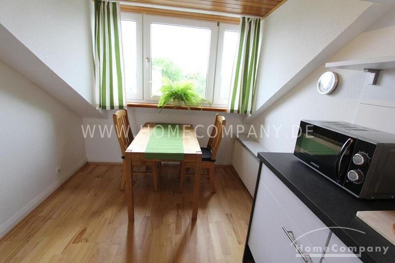 Meblowane 2,5-pokojowe mieszkanie na poddaszu w Bonn Südstadt! – 0511ad6c69ac22595d82ff82cba91eab3c13c0a5.jpg