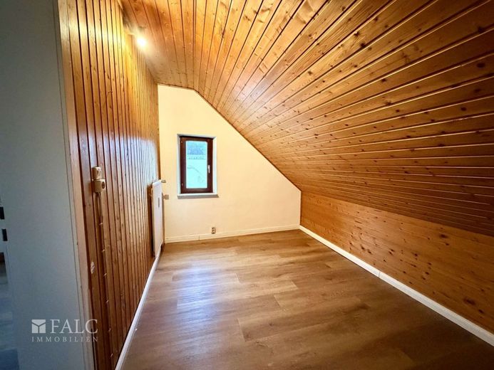 Stilvoll wohnen unterm Dach - großzügige 3-Zimmer-Wohnung in Varel – Abstellraum
