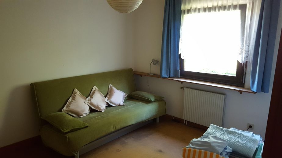 Ideal für Pferdehaltung - Einfamilienhaus, Baugrundstück, Stall und Hausweide / Resthof – Zimmer