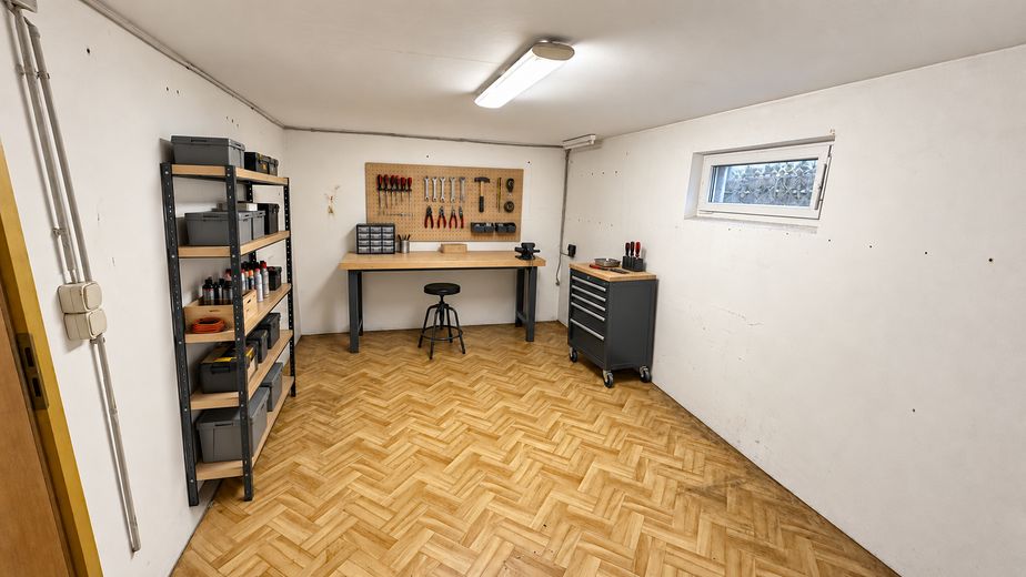 UNA CASA in cui sentirsi bene: casa unifamiliare a Magdeburg-Ottersleben – Keller II