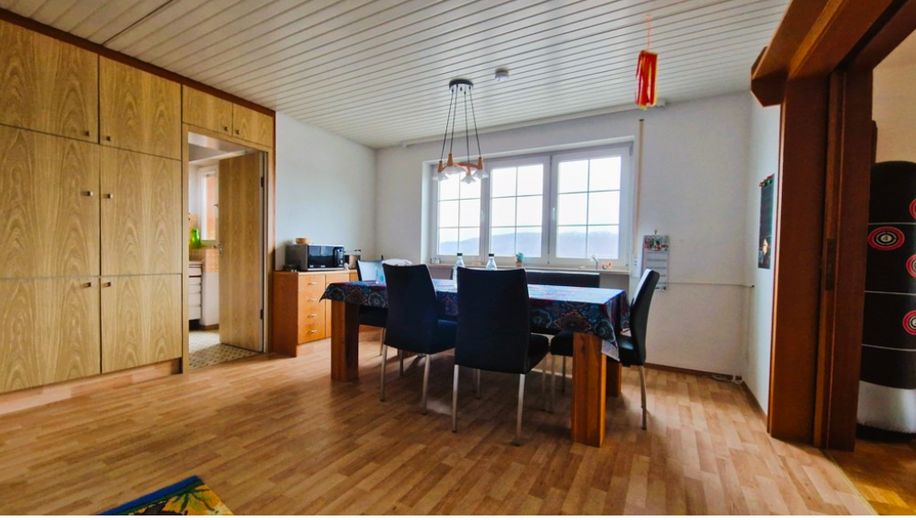 6-Zimmer-Wohnung in ruhiger Lage – Foto 2