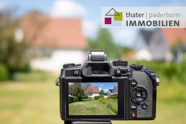 6351 | Building plot with detached house for sale in Schloß Neuhaus