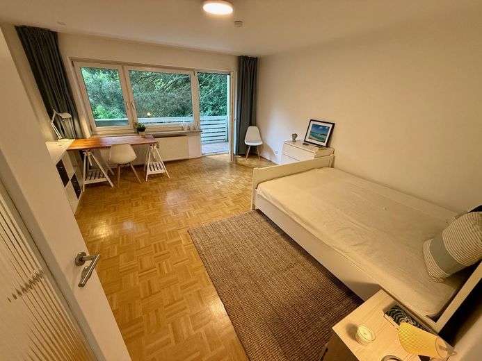 Zimmer 3 (26 qm)