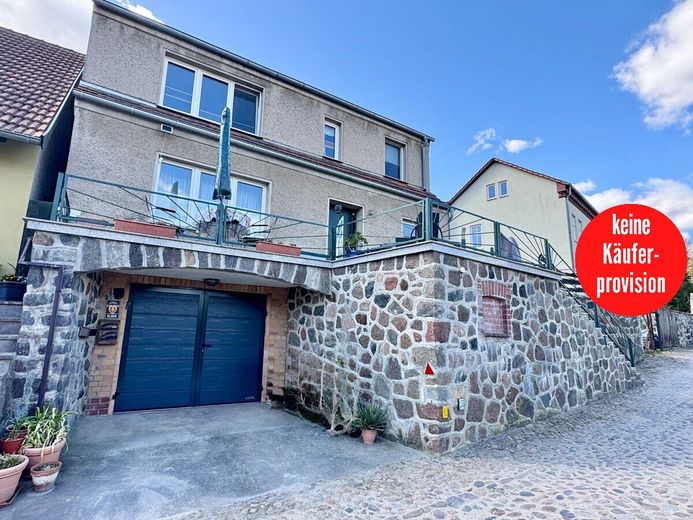 HORN IMMOBILIEN ++RESERVIERT! Haus in Burg Stargard bei Neubrandenburg – Hausansicht