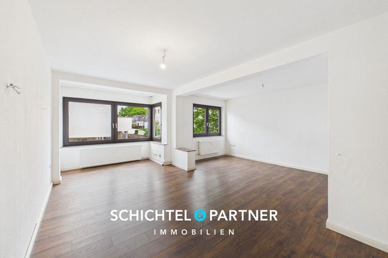 Woltmershausen | Gepflegte &amp; geräumige Etagenwohnung mit Wannenbad &amp; Balkon – S&amp;P | Wohn- und Essberecih