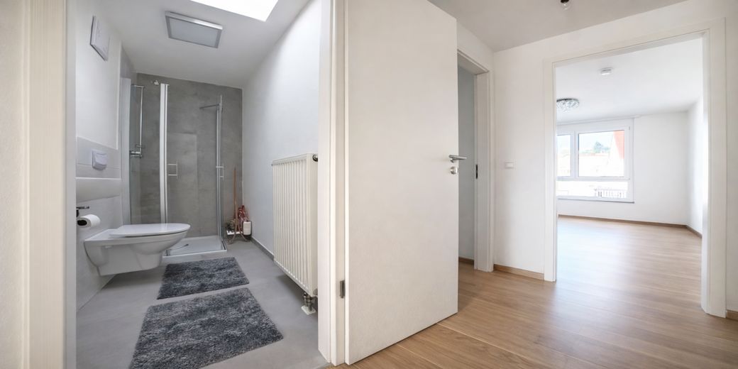 Aileler, evden çalışanlar ve Stuttgart’a gidip gelenler için ideal, 4,5-5 odalı modern yaşam hayali – Bad 2, Schlafzimmer