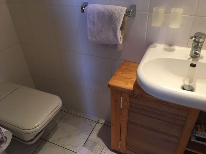Casa unifamiliar con vivienda independiente - Inversión de capital - VENTA PRIVADA – Keller WC