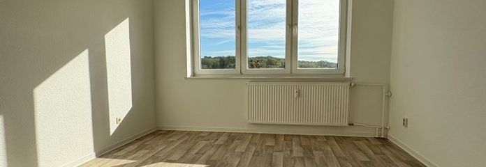 شقة من غرفتين مجددة متاحة فورًا - انتقل إليها واحصل على قسيمة بقيمة 300,00 €!