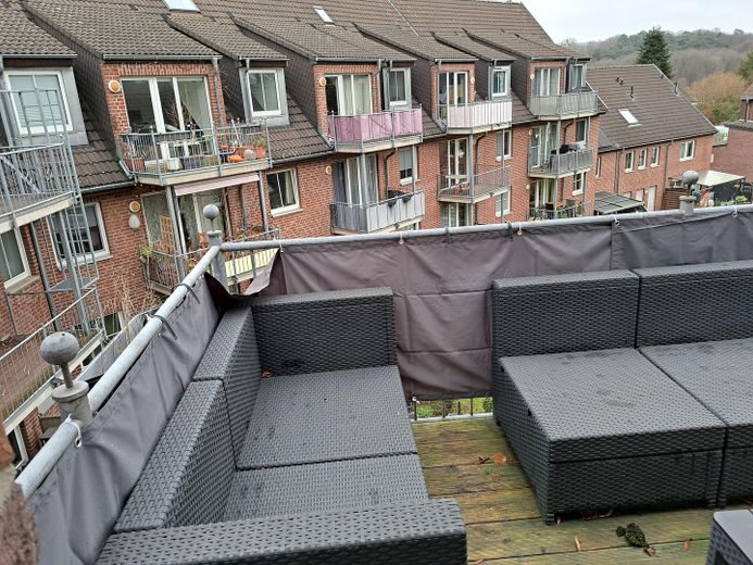 Balkon, z.B. Möblierung