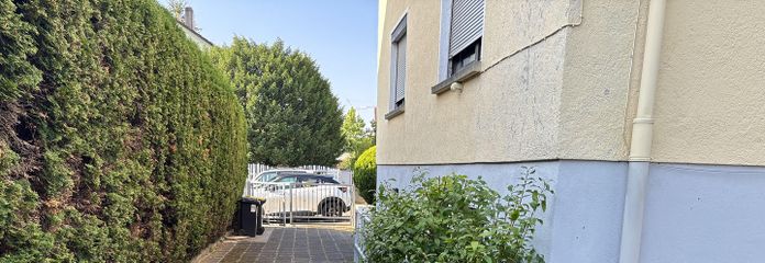 Spielhof & Zugang Waschkeller