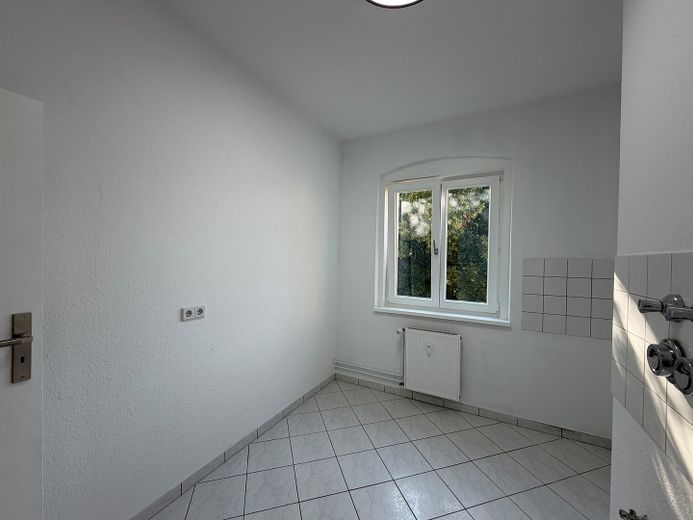 Frisch sanierte, bezugsfreie 3-Zimmer-Wohnung mit Eichenparkett in ruhiger Lage Prenzlauer Berg – Küche