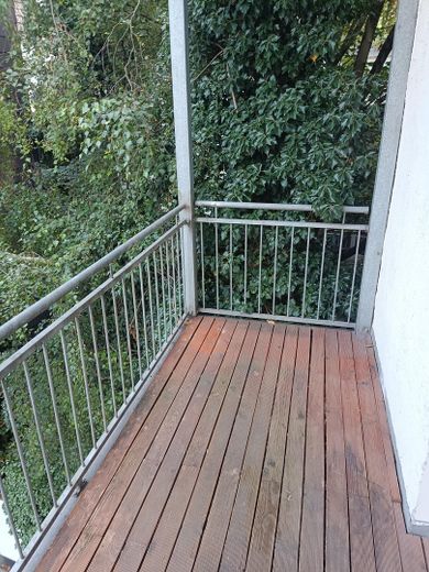 86 m² Altbauwohnung in DO-Hörde -frisch renoviert, Balkon, Dach 2026 erneuert & gedämmt – Balkon zum Hinterhof