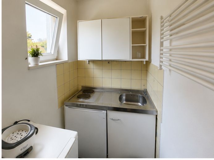 Gemeubileerd 1-kamerappartement met balkon – intrek vanaf 01.10.2026 – Küche