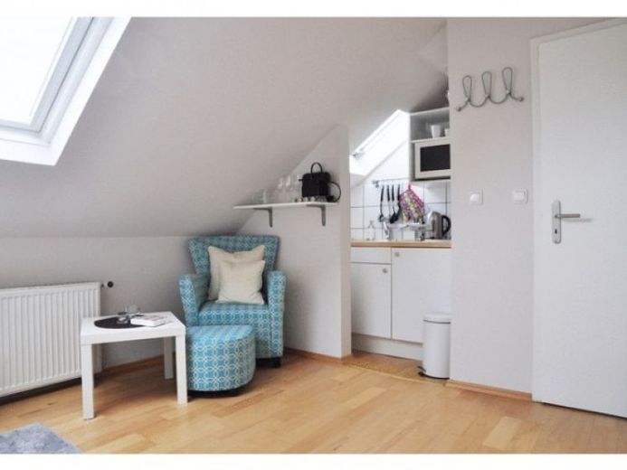 Textorstraße / Ecke Schweizer Strasse: hochwertig eingerichtetes 1 Zimmer Apartment mit separater Küche – Foto 1