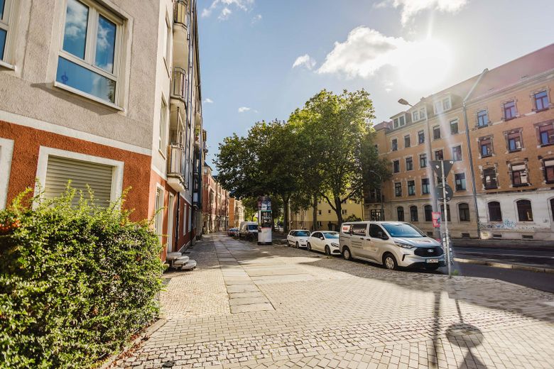 Dresden-Löbtau'da balkonlu aydınlık 2 odalı kiralık daire – Fotoğraf 3