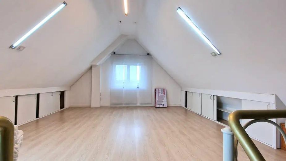 🏡 Wohnen wie im Haus auf 2 Etagen – 37 qm Dachstudio