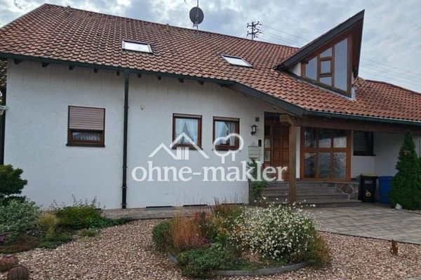 Maison pour 1 à 2 familles + appartement indépendant