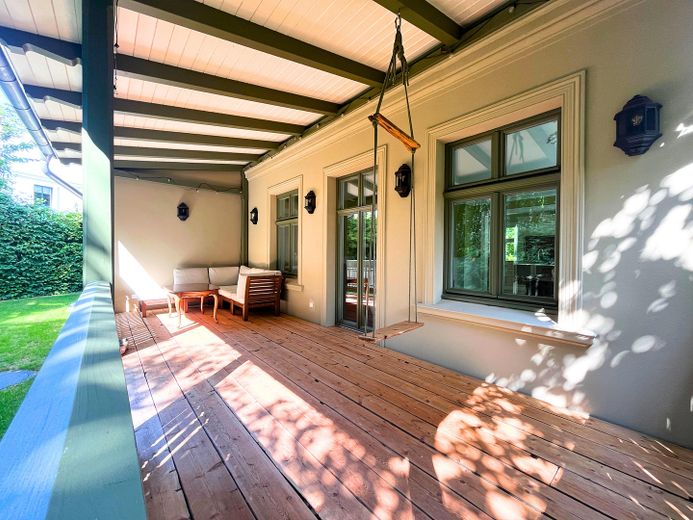 Jugendstil-Villa mit Zukunft und Geschichte - 380qm - Effizienzklasse A+ / provisionsfrei – Veranda2
