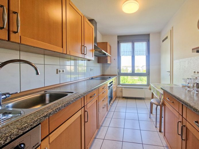 Elegante 3-Zimmer-Wohnung mit Westbalkon in Top-Lage Mainz-Gonsenheim - bezugsfrei! – Küche