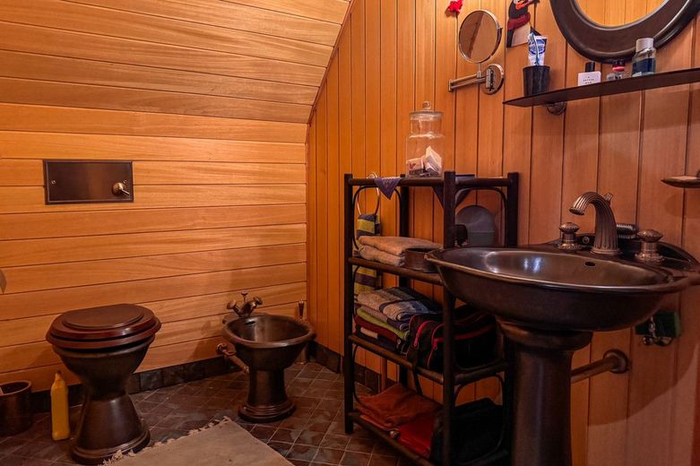 Wohnen im Denkmalschutz 6 Zimmer Reetdach Fachwerk Bauernhaus mit Gästehaus &amp; Scheune in Stuhr – WC DG