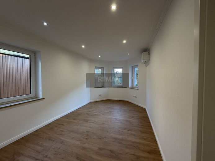 Modernisiertes 2-Zimmer-Juwel inkl. EBK und Terrasse - Sofort einziehen – Bild 11