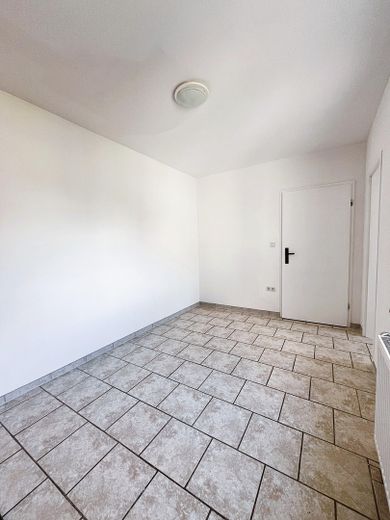 Gemütliche, frisch sanierte Zweizimmerwohnung in Elze – genug Platz für Esstisch