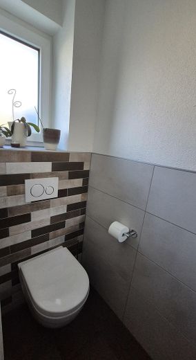 Hochwertig kernsaniertes Reihenmittelhaus in Schweinfurt-Gartenstadt – Foto 6