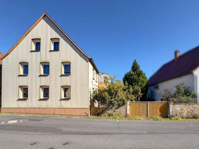 Sanierungsobjekt mit großem Potenzial, Innenhof, Scheune und ausbaufähigem Dachgeschoss – Foto 1