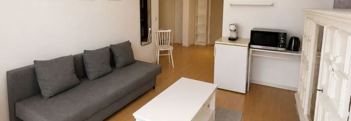 Möbliertes 1-Zimmer-Appartement mit 29 m² im 2. Obergeschoss eines Mehrfamilienhauses in Eppelheim.