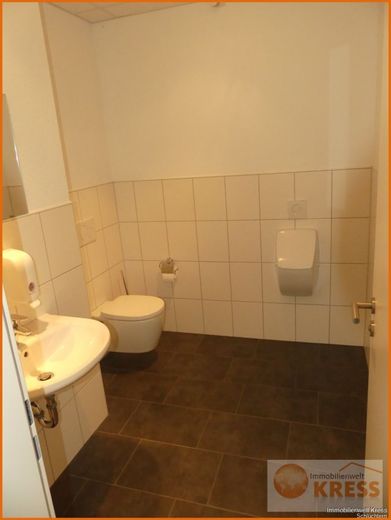 Ladenlokal in Schlüchtern Innenstadt, ebenerdiger Zugang, große Schaufensterfläche incl. Teeküche – Bild 14