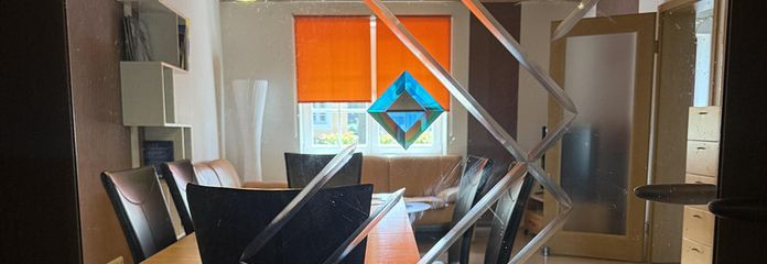 Blick von Küche ins WZ