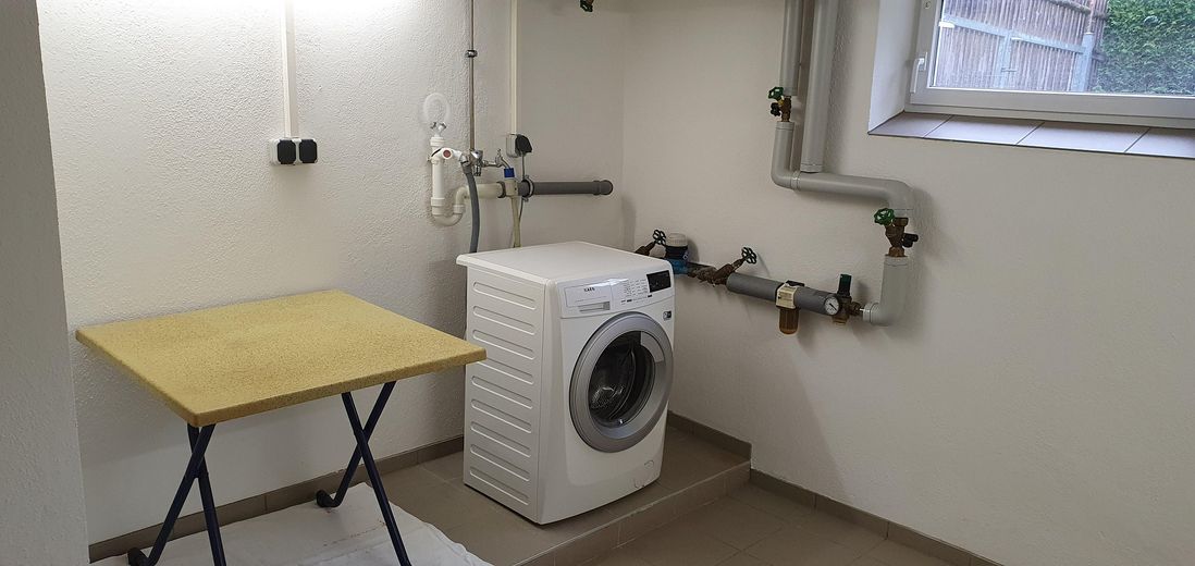 28 KG Hauswirtschaftsraum