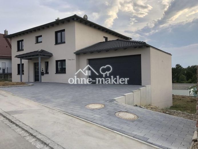 Exclusive family house – Photo 1