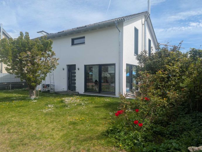 Dillingen a.d. Donau, casa unifamiliare – Photo 1