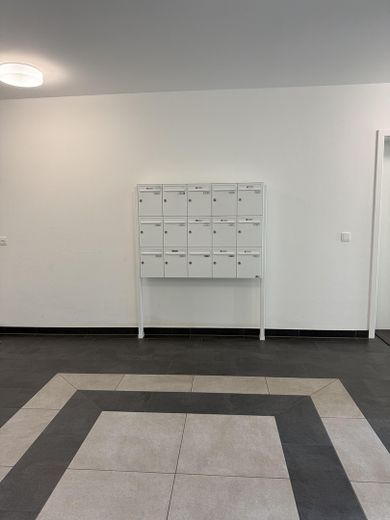 Nur 100 m vom Meer entfernt - Stilvolle 3 ZKB Wohnung mit Marken EBK u. TG Stellplatz – फोटो 8