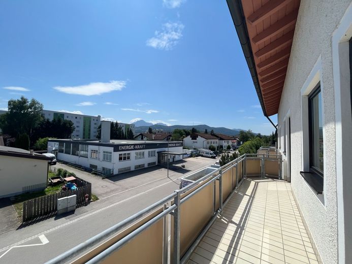 Ihr eigenes Büro. Ruhe. Struktur. Eine repräsentative Adresse. – Blick vom Balkon