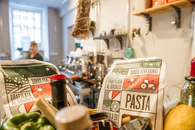 sweetMix – Private Büros im Zuckerspeicher (Kleinbüro, Einzelbüro, Doppelbüro, Co-Work) – Italienisches Bistro