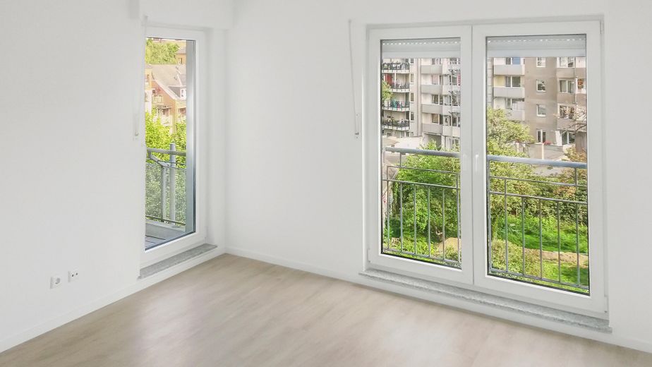 Schlafzimmer Zugang Balkon