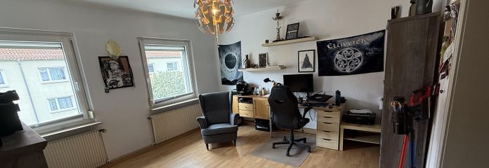 Wynajęte mieszkanie 2-pokojowe w bardzo dobrej lokalizacji – Wohnzimmer