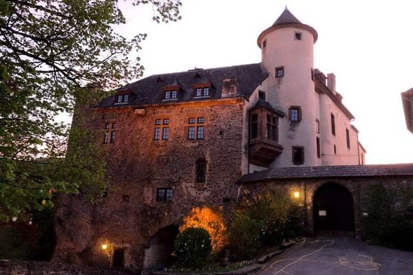 Neuerburg/ Eifel, zentrumsnah - charmantes, kleines Haus für kleines Geld - auch als Ferienhaus geeignet