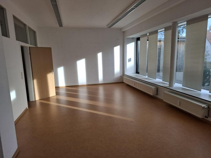 Barrierefreie, helle Büro/Praxisräume in Filderstadt Bernhausen – Raum Süd