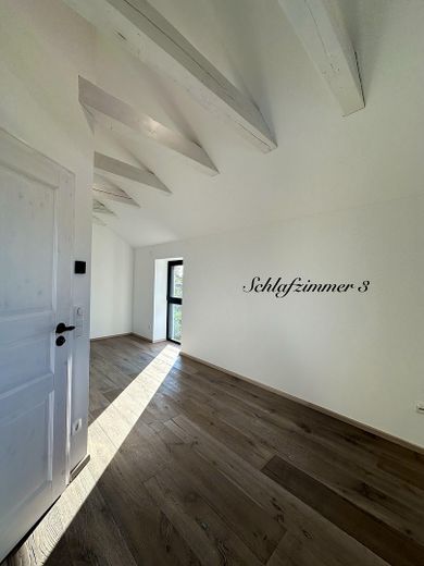 Schlafzimmer 3